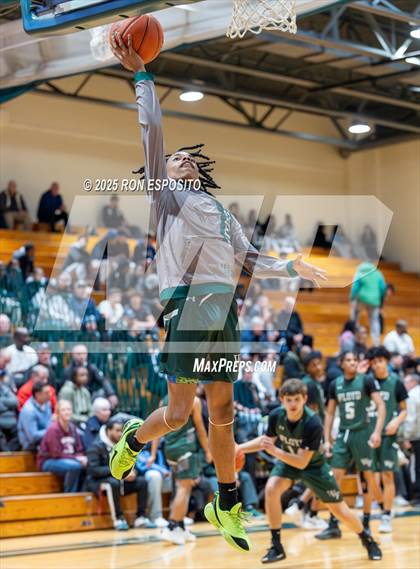 Thumbnail 2 in  Bay Shore vs William Floyd (NYSPHSAA Section XI Class AAA Semifinals) photogallery.