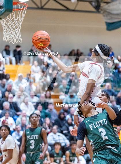 Thumbnail 3 in  Bay Shore vs William Floyd (NYSPHSAA Section XI Class AAA Semifinals) photogallery.