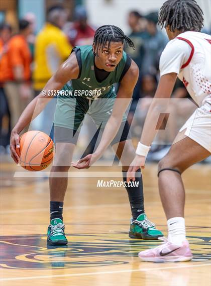 Thumbnail 1 in  Bay Shore vs William Floyd (NYSPHSAA Section XI Class AAA Semifinals) photogallery.