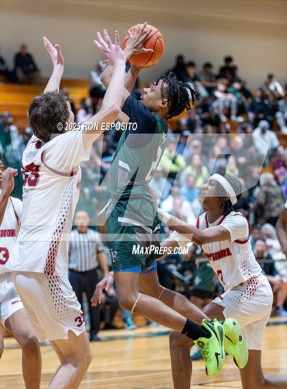 Thumbnail 1 in  Bay Shore vs William Floyd (NYSPHSAA Section XI Class AAA Semifinals) photogallery.