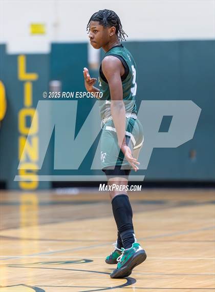 Thumbnail 2 in  Bay Shore vs William Floyd (NYSPHSAA Section XI Class AAA Semifinals) photogallery.