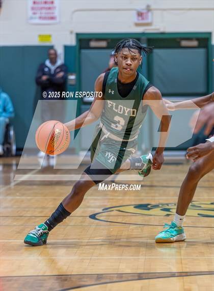 Thumbnail 1 in  Bay Shore vs William Floyd (NYSPHSAA Section XI Class AAA Semifinals) photogallery.