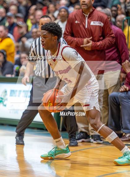 Thumbnail 2 in  Bay Shore vs William Floyd (NYSPHSAA Section XI Class AAA Semifinals) photogallery.