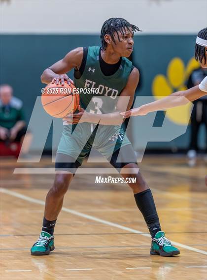 Thumbnail 3 in  Bay Shore vs William Floyd (NYSPHSAA Section XI Class AAA Semifinals) photogallery.
