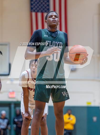 Thumbnail 2 in  Bay Shore vs William Floyd (NYSPHSAA Section XI Class AAA Semifinals) photogallery.