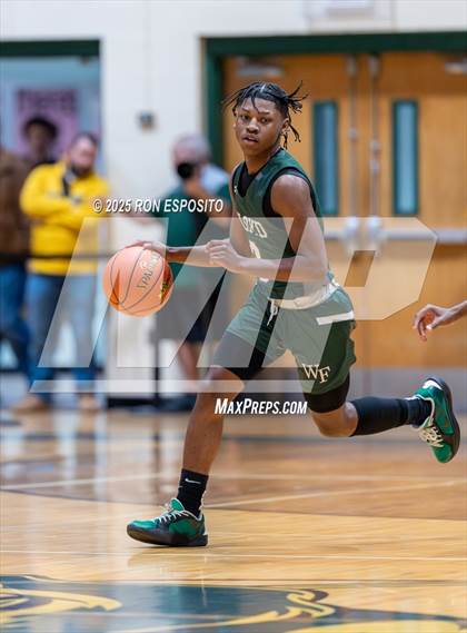 Thumbnail 2 in  Bay Shore vs William Floyd (NYSPHSAA Section XI Class AAA Semifinals) photogallery.