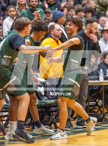 Thumbnail 2 in  Bay Shore vs William Floyd (NYSPHSAA Section XI Class AAA Semifinals) photogallery.