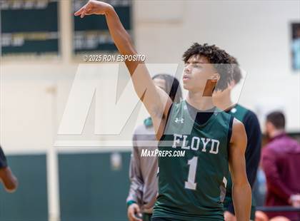 Thumbnail 2 in  Bay Shore vs William Floyd (NYSPHSAA Section XI Class AAA Semifinals) photogallery.