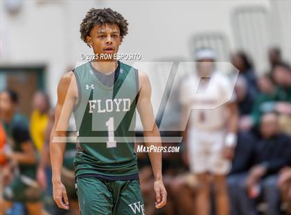 Thumbnail 1 in  Bay Shore vs William Floyd (NYSPHSAA Section XI Class AAA Semifinals) photogallery.