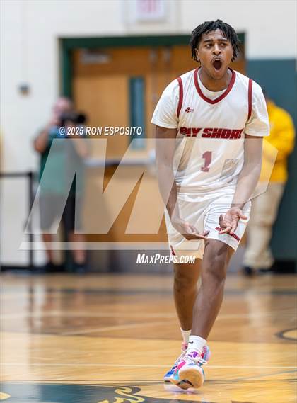 Thumbnail 3 in  Bay Shore vs William Floyd (NYSPHSAA Section XI Class AAA Semifinals) photogallery.