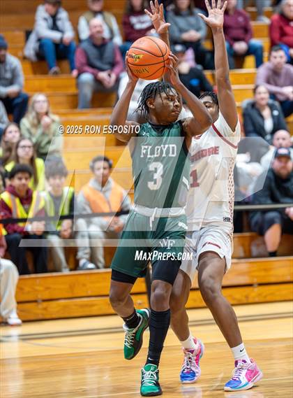Thumbnail 2 in  Bay Shore vs William Floyd (NYSPHSAA Section XI Class AAA Semifinals) photogallery.