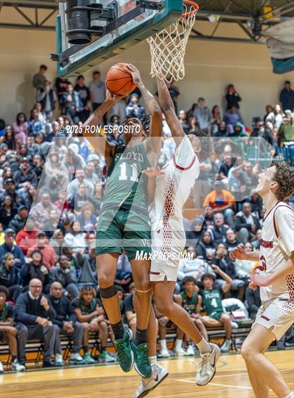 Thumbnail 1 in  Bay Shore vs William Floyd (NYSPHSAA Section XI Class AAA Semifinals) photogallery.