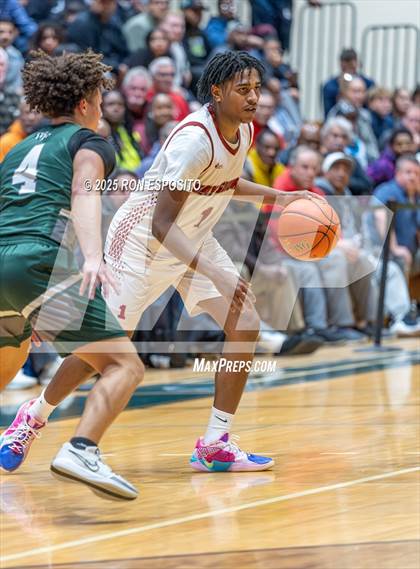 Thumbnail 1 in  Bay Shore vs William Floyd (NYSPHSAA Section XI Class AAA Semifinals) photogallery.