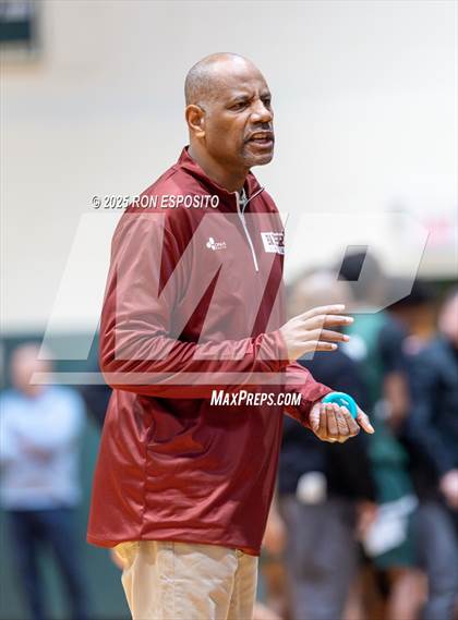 Thumbnail 2 in  Bay Shore vs William Floyd (NYSPHSAA Section XI Class AAA Semifinals) photogallery.