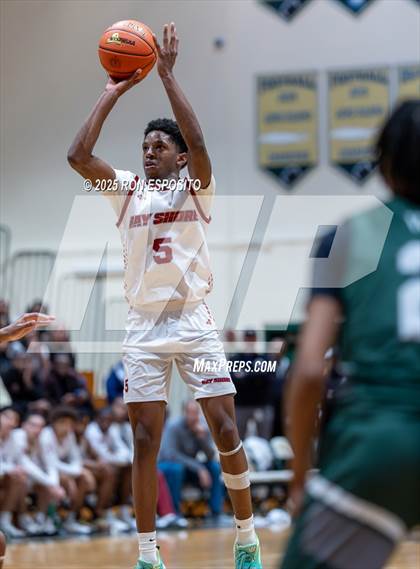 Thumbnail 3 in  Bay Shore vs William Floyd (NYSPHSAA Section XI Class AAA Semifinals) photogallery.