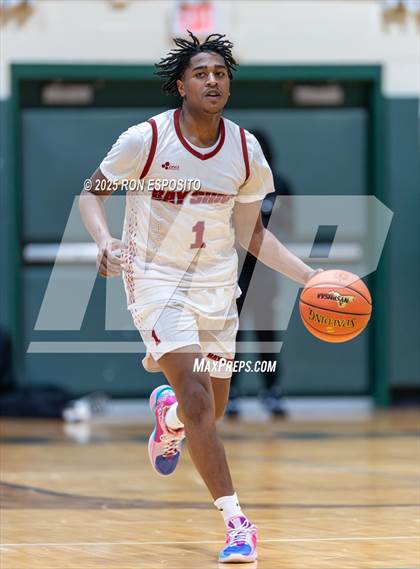 Thumbnail 1 in  Bay Shore vs William Floyd (NYSPHSAA Section XI Class AAA Semifinals) photogallery.