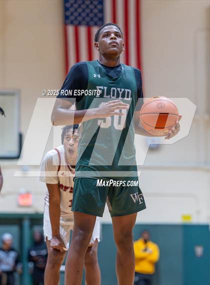 Thumbnail 1 in  Bay Shore vs William Floyd (NYSPHSAA Section XI Class AAA Semifinals) photogallery.