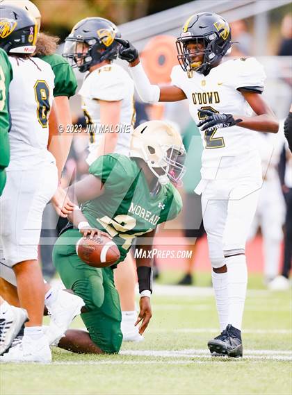 Thumbnail 3 in Bishop O'Dowd @ Moreau Catholic photogallery.