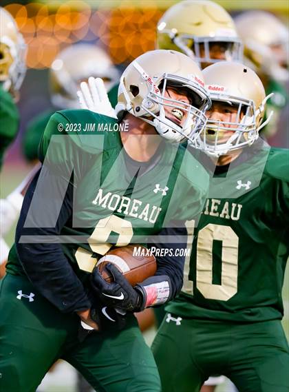 Thumbnail 3 in Bishop O'Dowd @ Moreau Catholic photogallery.