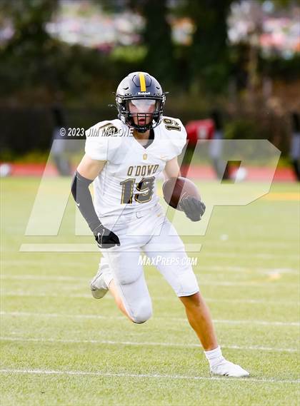 Thumbnail 3 in Bishop O'Dowd @ Moreau Catholic photogallery.