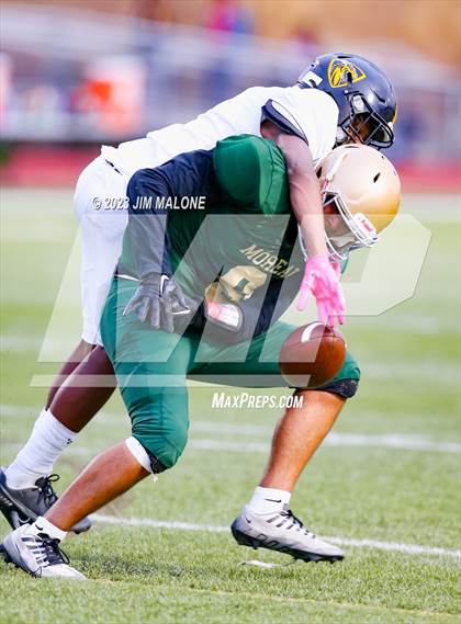 Thumbnail 2 in Bishop O'Dowd @ Moreau Catholic photogallery.