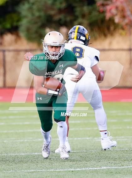 Thumbnail 3 in Bishop O'Dowd @ Moreau Catholic photogallery.