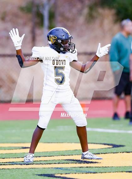 Thumbnail 3 in Bishop O'Dowd @ Moreau Catholic photogallery.