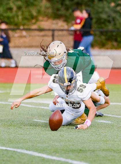 Thumbnail 2 in Bishop O'Dowd @ Moreau Catholic photogallery.