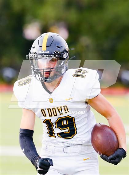 Thumbnail 1 in Bishop O'Dowd @ Moreau Catholic photogallery.
