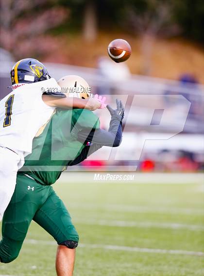 Thumbnail 1 in Bishop O'Dowd @ Moreau Catholic photogallery.