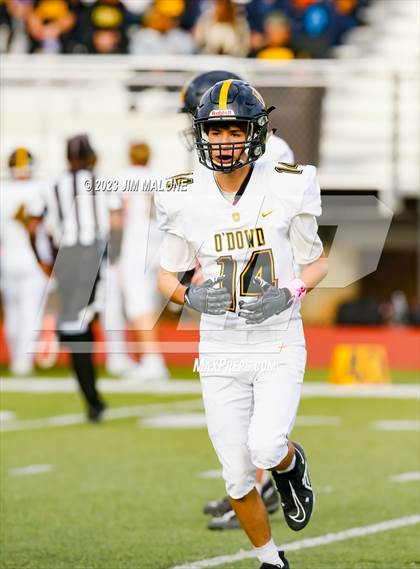 Thumbnail 3 in Bishop O'Dowd @ Moreau Catholic photogallery.