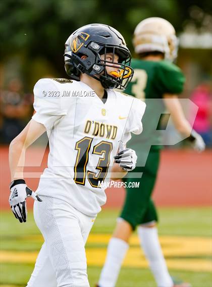 Thumbnail 2 in Bishop O'Dowd @ Moreau Catholic photogallery.