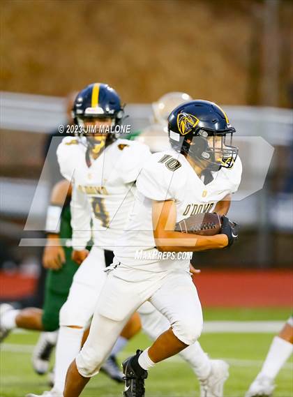 Thumbnail 3 in Bishop O'Dowd @ Moreau Catholic photogallery.