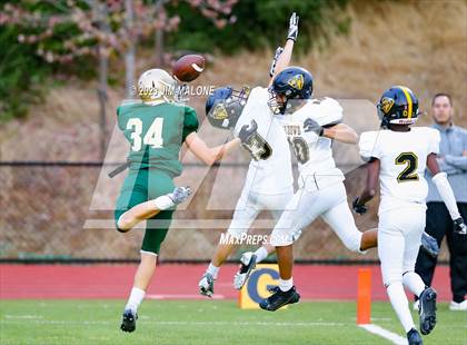 Thumbnail 2 in Bishop O'Dowd @ Moreau Catholic photogallery.