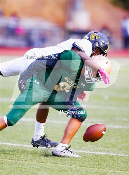 Thumbnail 1 in Bishop O'Dowd @ Moreau Catholic photogallery.