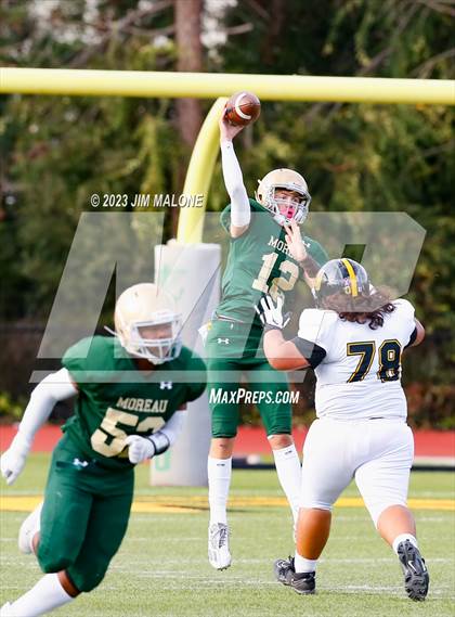 Thumbnail 3 in Bishop O'Dowd @ Moreau Catholic photogallery.
