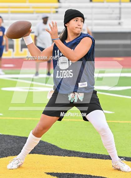 Thumbnail 2 in La Joya Community vs. Bourgade Catholic (Goldwater 7 on 7 Tournament) photogallery.