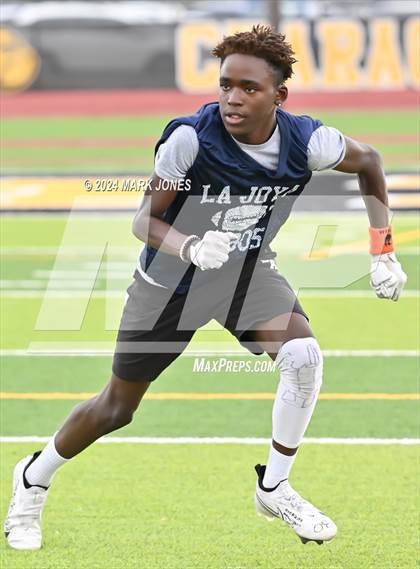Thumbnail 1 in La Joya Community vs. Bourgade Catholic (Goldwater 7 on 7 Tournament) photogallery.