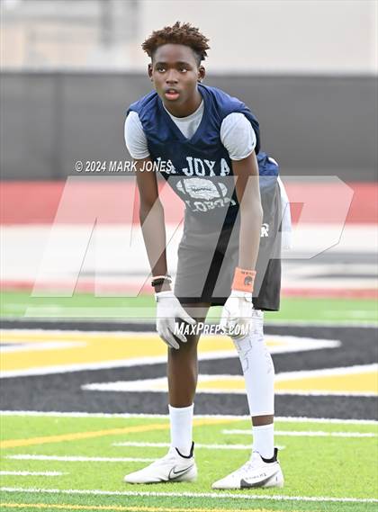 Thumbnail 3 in La Joya Community vs. Bourgade Catholic (Goldwater 7 on 7 Tournament) photogallery.