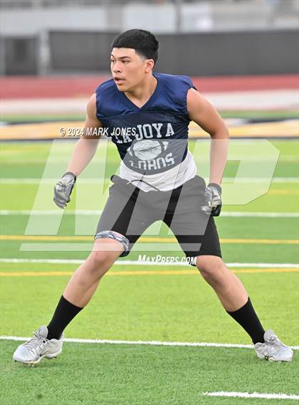 Thumbnail 2 in La Joya Community vs. Bourgade Catholic (Goldwater 7 on 7 Tournament) photogallery.
