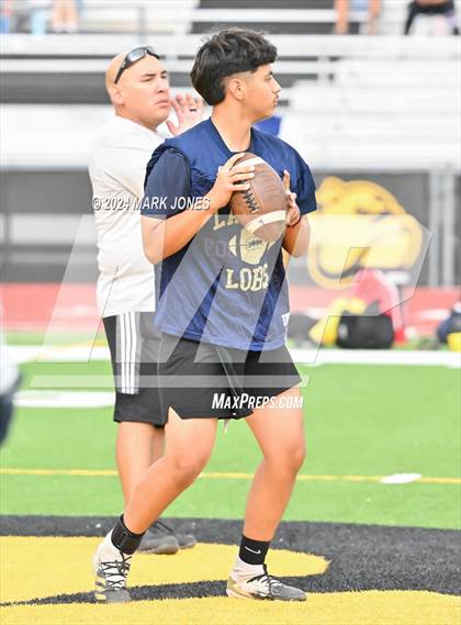 Thumbnail 2 in La Joya Community vs. Bourgade Catholic (Goldwater 7 on 7 Tournament) photogallery.