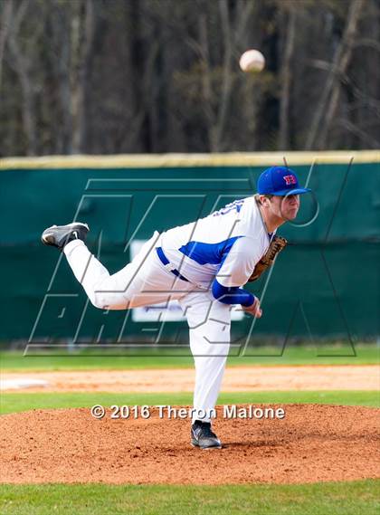 Thumbnail 1 in Lewisburg vs Bartlett photogallery.