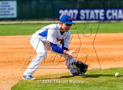Thumbnail 3 in Lewisburg vs Bartlett photogallery.