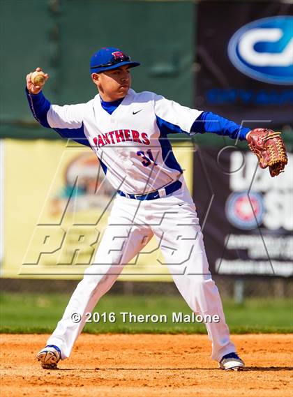 Thumbnail 2 in Lewisburg vs Bartlett photogallery.