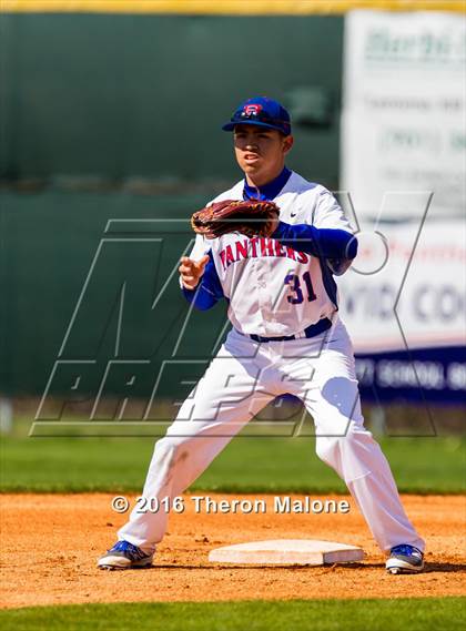 Thumbnail 1 in Lewisburg vs Bartlett photogallery.