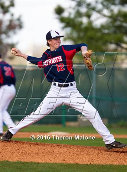 Thumbnail 1 in Lewisburg vs Bartlett photogallery.