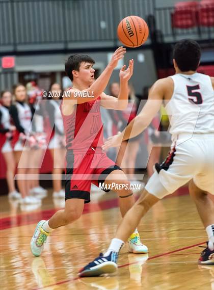 Thumbnail 3 in Marcus vs Coppell photogallery.