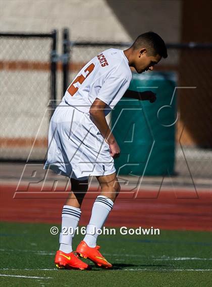 Thumbnail 2 in Alvin Black JV vs Pearland JV photogallery.