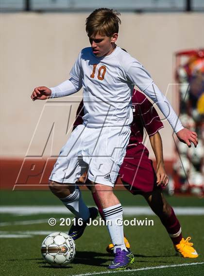 Thumbnail 2 in Alvin Black JV vs Pearland JV photogallery.