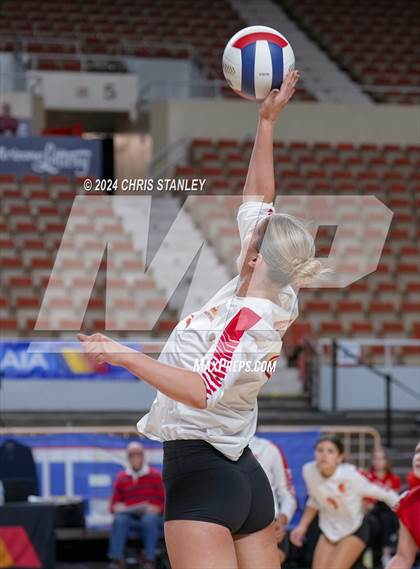 Thumbnail 2 in Valley Christian vs. Seton Catholic (AIA-3A Final) photogallery.